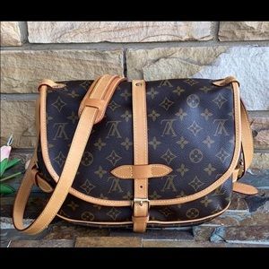 Louis Vuitton Saumur 30